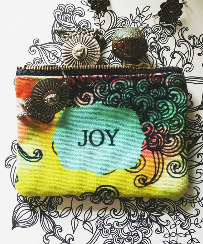 Joy pouch