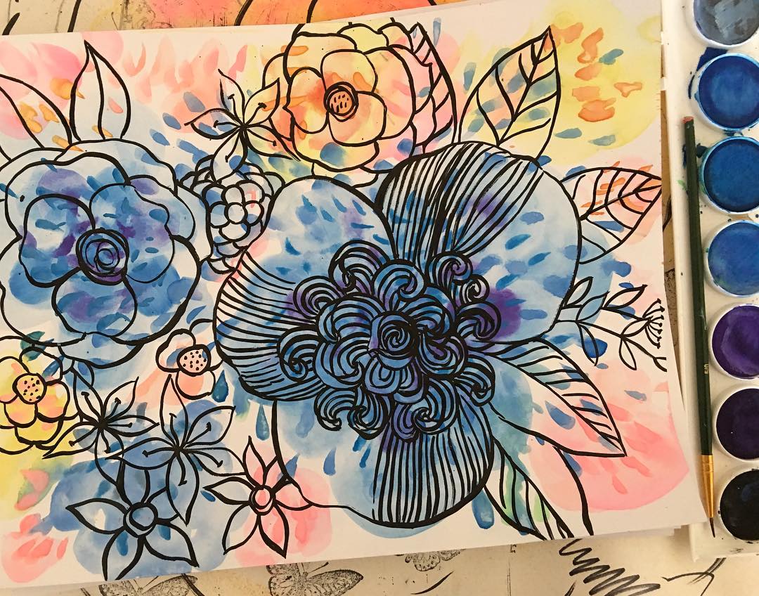 Daily art Journaling ~ Day 202
A splash of colors with a splash of doodles keeps me