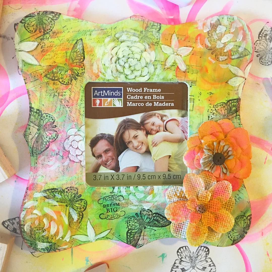 Love these ArtMinds frames…