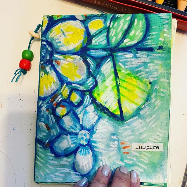 Sometimes it’s so liberating to fold and cut my journal pages and compile them all together into a new mini journal! Added some beads to it too! #artjournal #miniartjournal #artjournaling